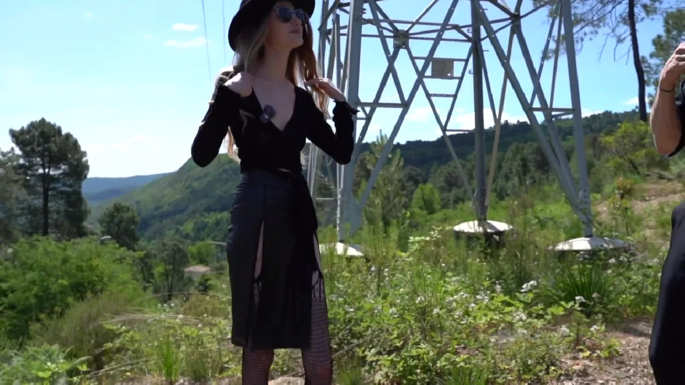 JacquieEtMichelTV Katya 33 Years Old Saleswoman In Paris XXX